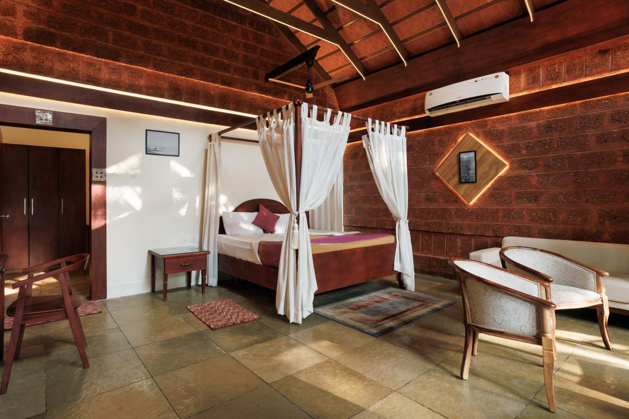Sai Vishram Beach Resort Bainduru Εξωτερικό φωτογραφία