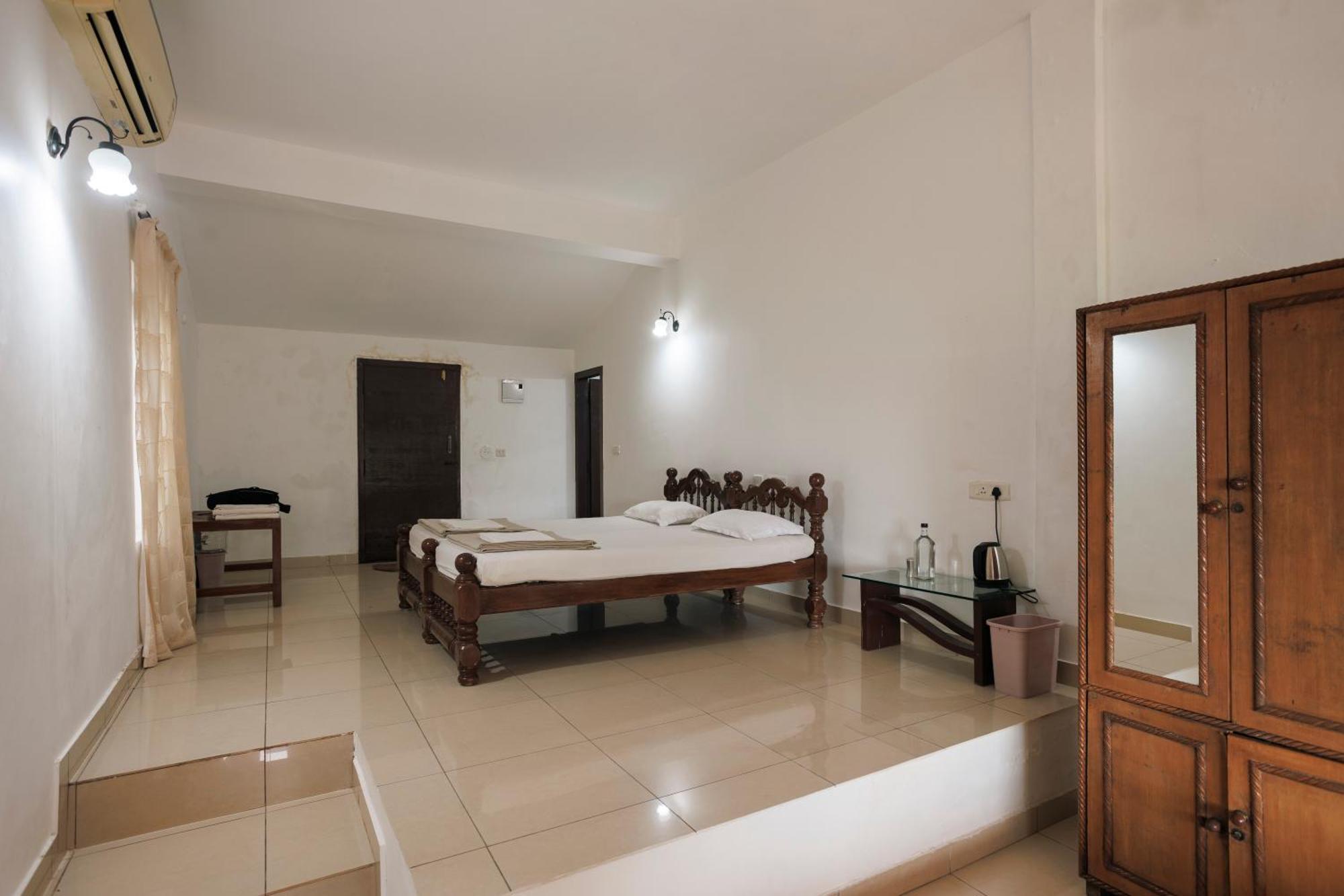 Sai Vishram Beach Resort Bainduru Εξωτερικό φωτογραφία