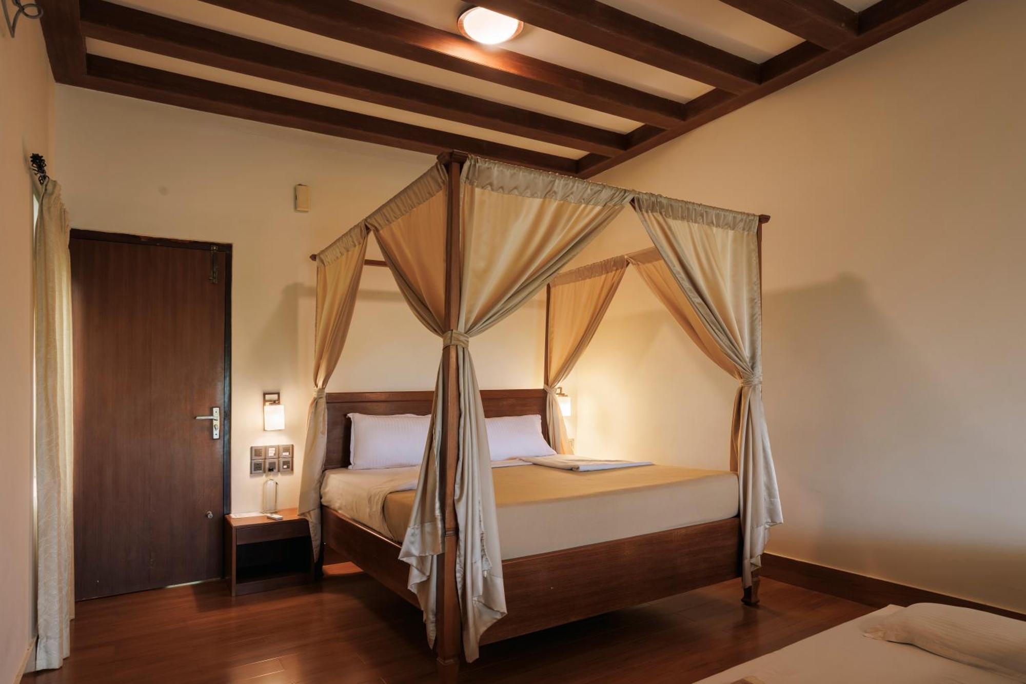 Sai Vishram Beach Resort Bainduru Εξωτερικό φωτογραφία